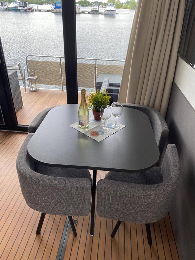 Ferienwohnung für 4 Personen, mit Terrasse und Ausblick sowie Seeblick in Ganderkesee - 2