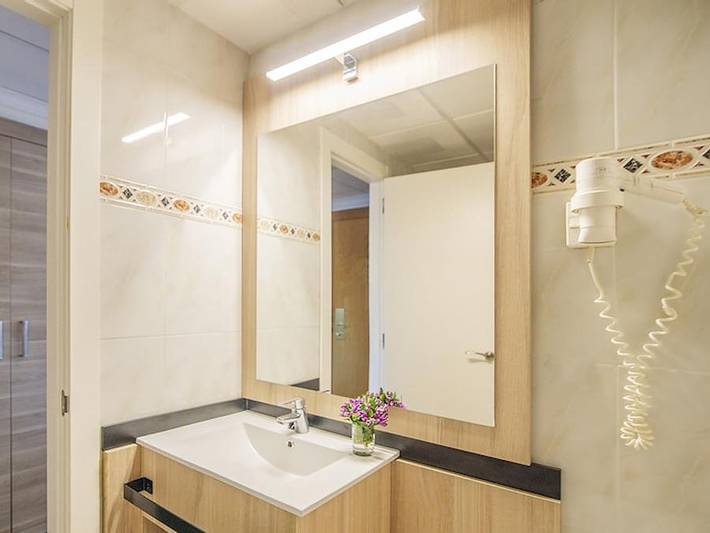 Bungalow für 2 Personen, mit Balkon und Sauna in Benidorm - 4
