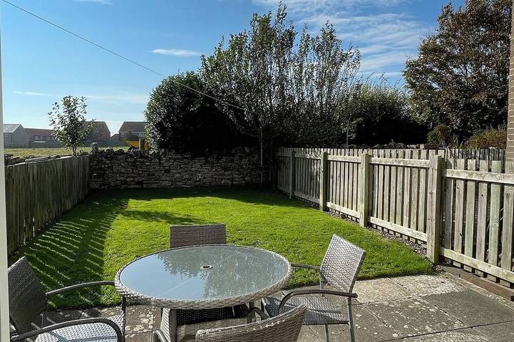 Ferienhaus für 4 Personen, mit Terrasse und Garten