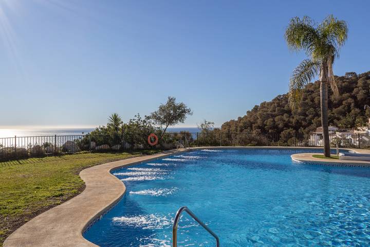 Location de vacances pour 8 personnes, avec bassin pour enfant à La Herradura - 2