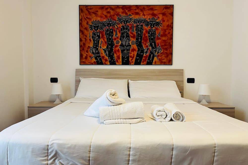 Entire apartment, Galeazzi Rho Fiera apartment in Rho, Milan Province