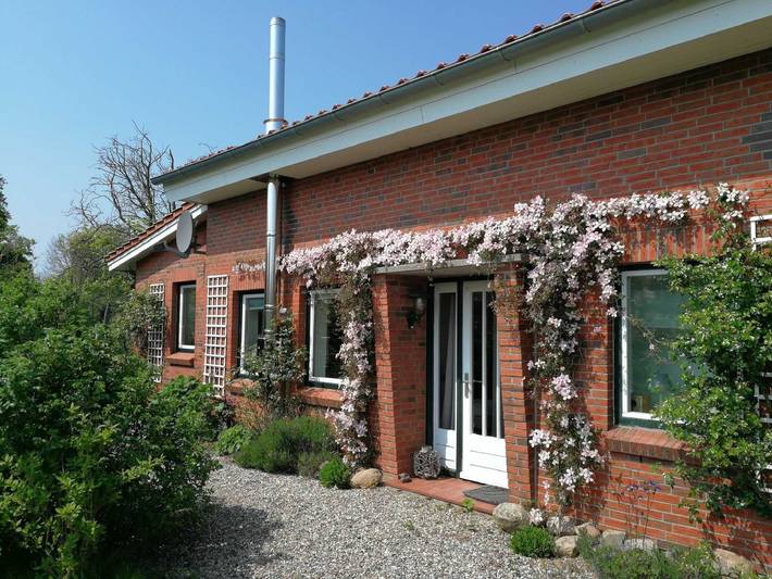 Ferienhaus für 4 Personen, mit Terrasse und Garten in Hasselberg - 2