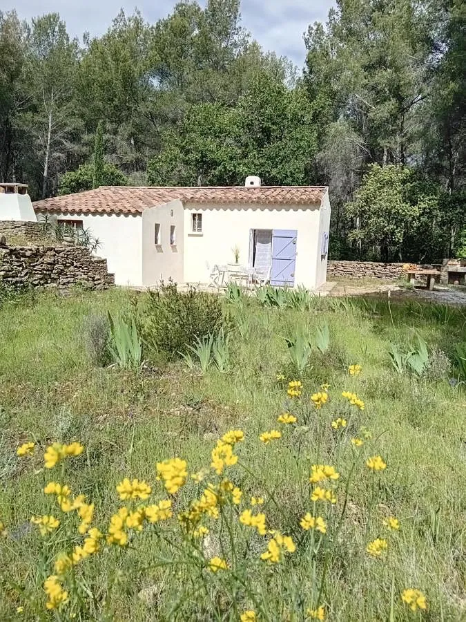 Casa de vacaciones para 3 personas, con vistas además de jardín y terraza - 1