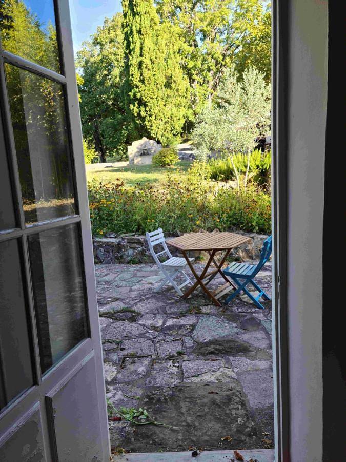 Gîte pour 7 personnes, avec jardin ainsi que piscine et vue, animaux acceptés à Bevons - 4