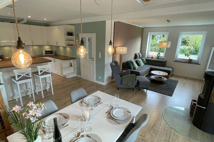 Ferienhaus für 6 Personen, mit Garten und Whirlpool, mit Haustier