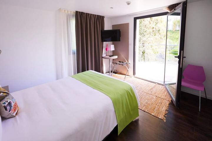 Hôtel pour 3 personnes, avec jardin, adapté aux familles à La Penne-sur-Huveaune - 2