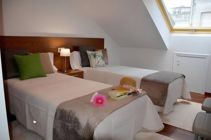 Entire apartment, Duplex A 800metros De La Catedral in Santiago de Compostela, La Coruña Province