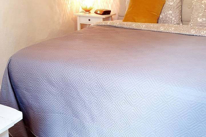 Ganze Wohnung, Geschmackvolle, sehr gut ausgestattete Ferienwohnung, ca 45 m2 in Solingen, Nrw in Solingen, Bergisches Land
