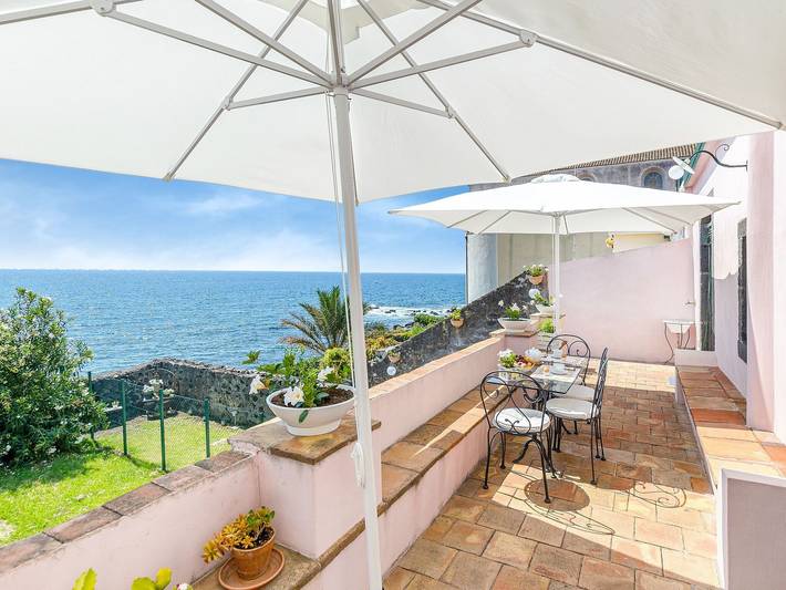 Ferienhaus für 6 Personen, mit Terrasse und Garten sowie Ausblick