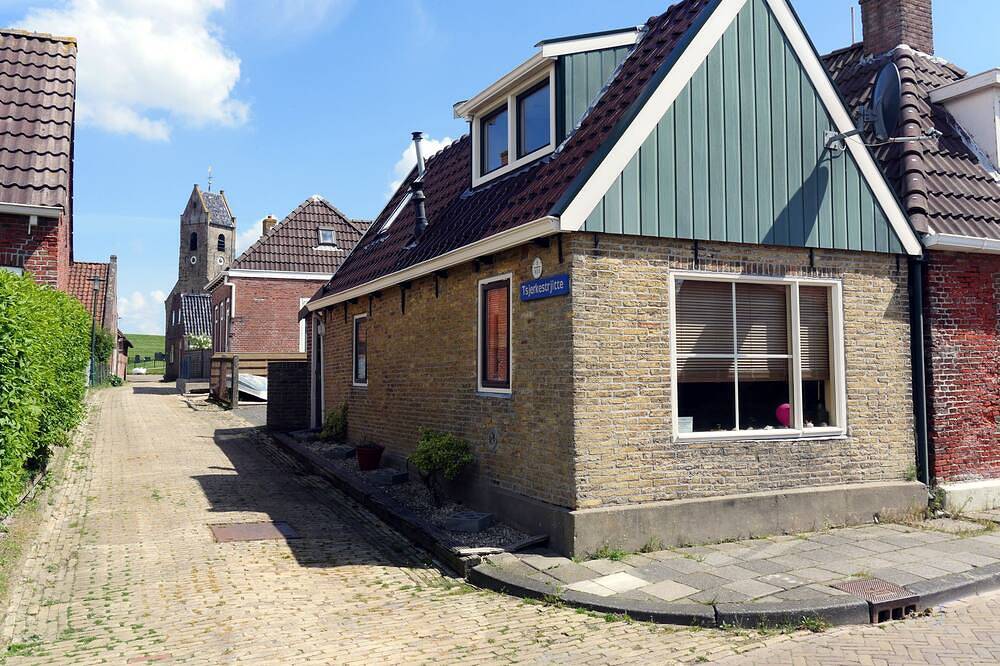 Romantisch Fischhaus im Friesendorf direct am Deich ! Neu Renoviert !!! Wifi in Dongeradeel, Niederländische Nordsee