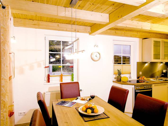 Ferienhaus für 8 Personen, mit Sauna und Terrasse auf Rügen - 4