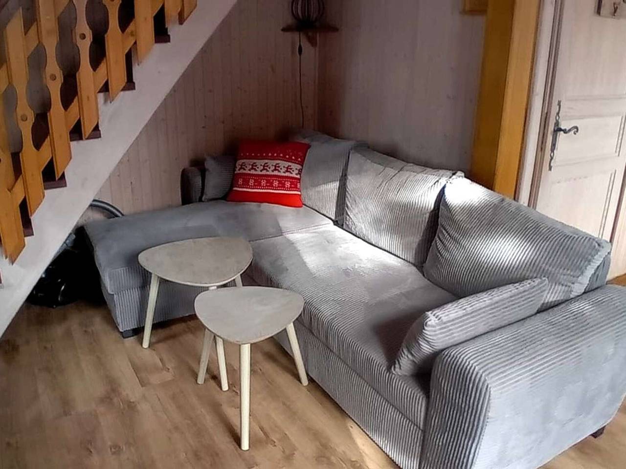 Chalet rénové Les Gets 8 pers, central, 150m commerces, 350m pistes, terrasse sud, parking privé in Les Gets, Les Portes du Soleil