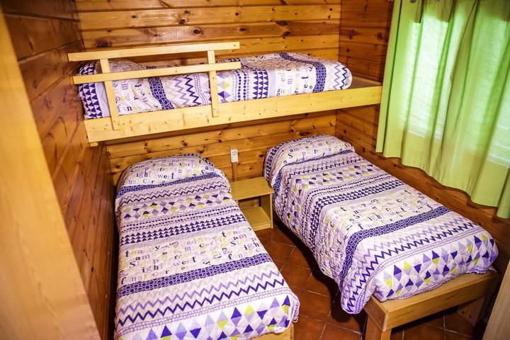 Camping pour 6 personnes, avec piscine ainsi que jardin et bassin pour enfant à Cambrils - 4