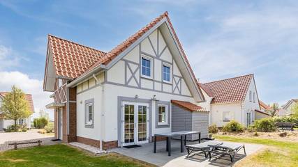 Villa für 8 Personen, mit Garten und Sauna in Cadzand-Bad