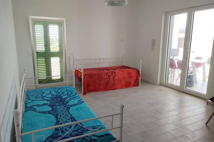 Gîte pour 6 personnes, avec balcon à Torre Chianca - 4