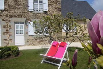 Gîte pour 2 personnes, avec terrasse et jardin à Le Mesnil-Ozenne