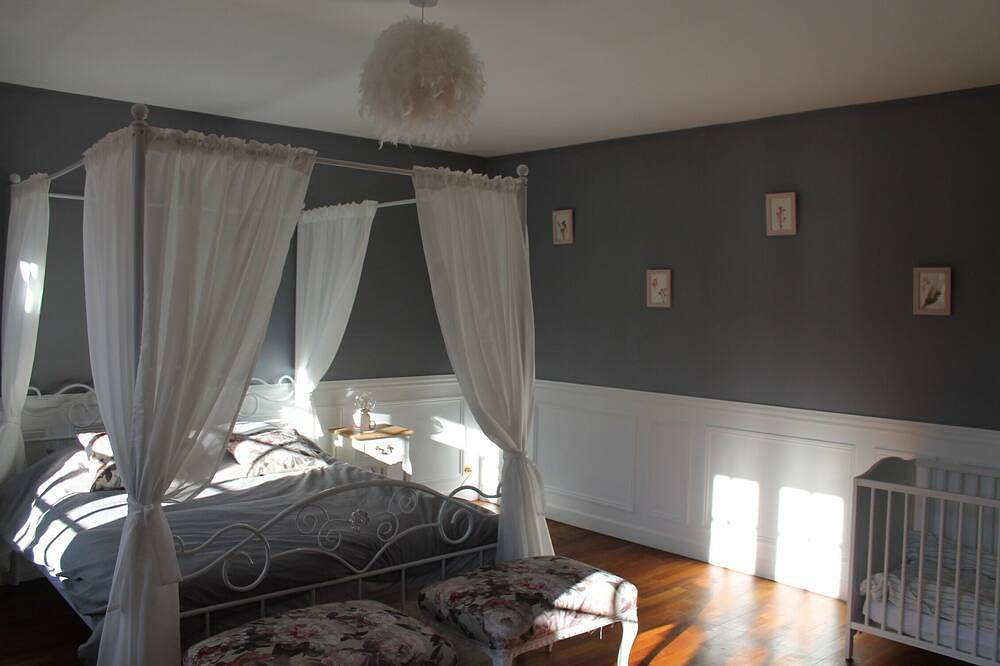 Suspended time in Sedan, Ardennes