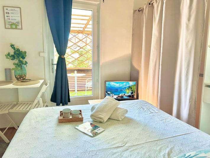 Gîte pour 2 personnes, avec terrasse à Lens - 2