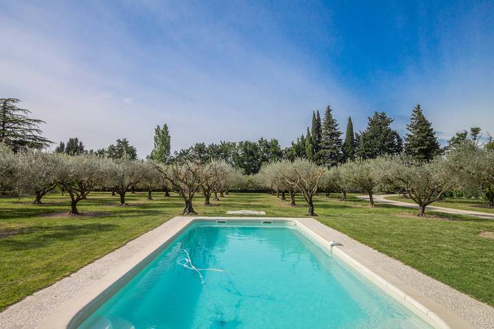 Location de vacances pour 6 personnes, avec terrasse et jardin à Tarascon - 3