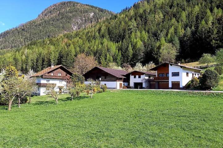 Agriturismo für 14 Personen, mit Garten in Imsterberg