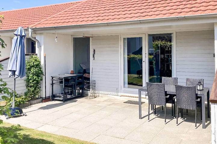 Feriehus for 4 personer, med hage, dyr tillatt - 1