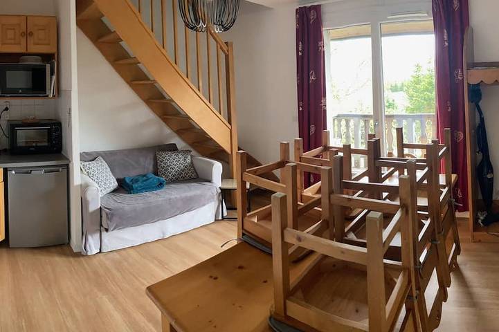Chalet pour 8 personnes, avec piscine et balcon, animaux acceptés