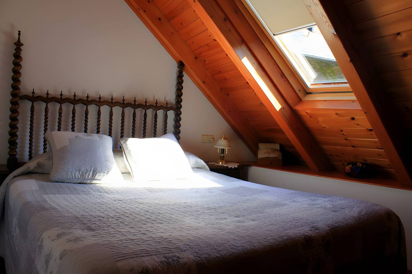 Casa Vacacional 'Es De Bernat 2' con Vistas a la Montaña y Wi-Fi in Garós, Alto Arán