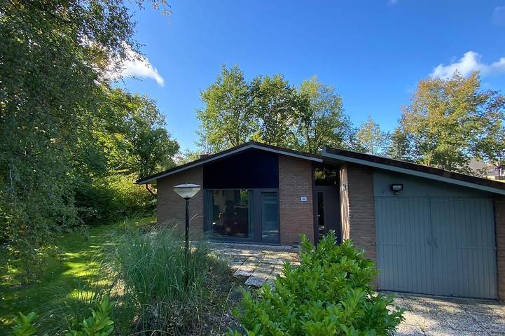 Ferienhaus für 6 Personen, mit Terrasse und Garten in Scharendijke