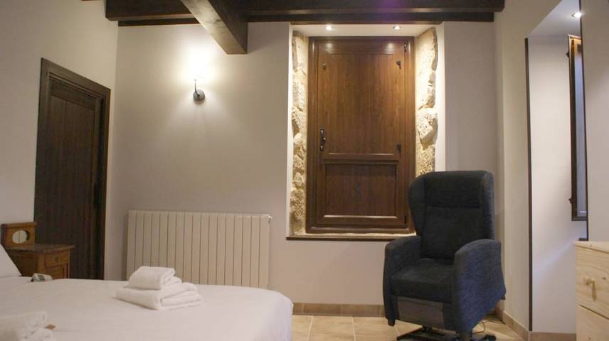 Casa rural para 22 personas, con Terraza además de Jardín y Vistas en Álava - 3