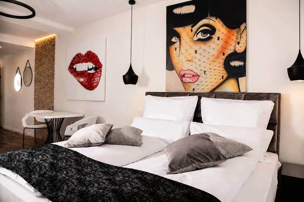 Ganze Wohnung, The Faces | Premium Studio | Balkon | 301 in Berlin Schmargendorf, Berlin