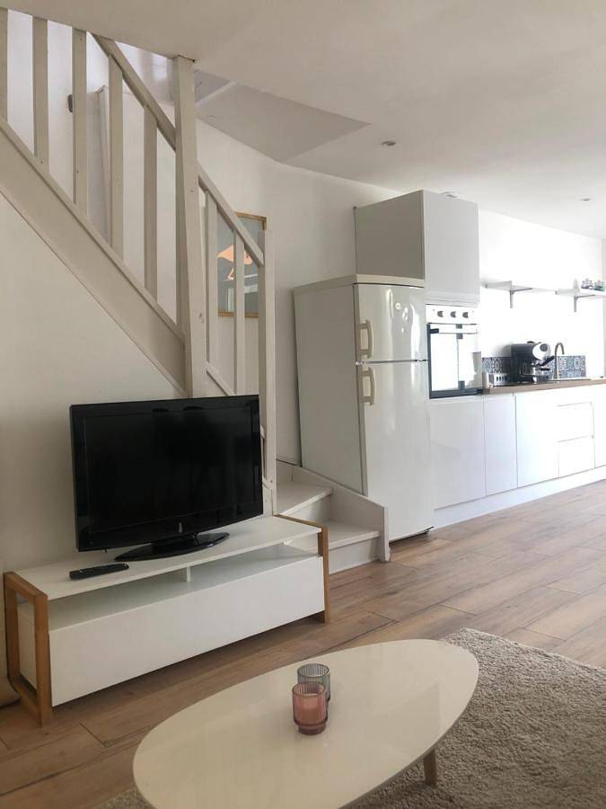 Appartement entier, One-Bedroom Apartment in Béthune, Région de Béthune