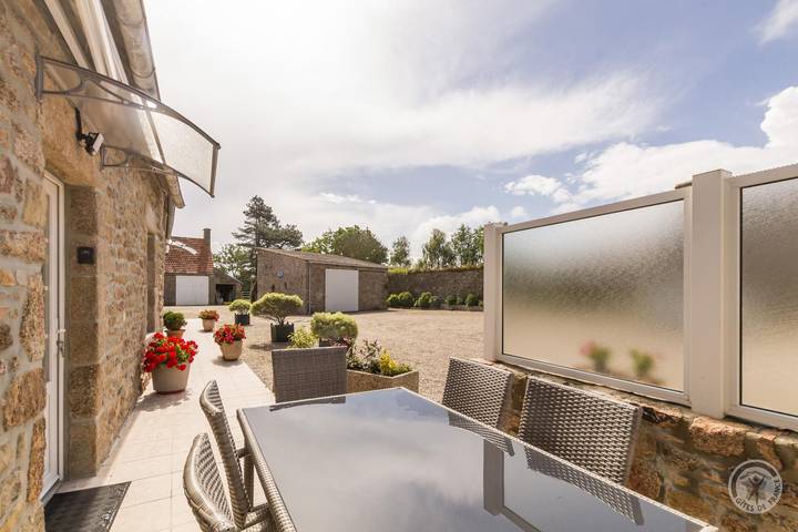 Gîte pour 6 personnes, avec terrasse et jardin à Gatteville-le-Phare - 3