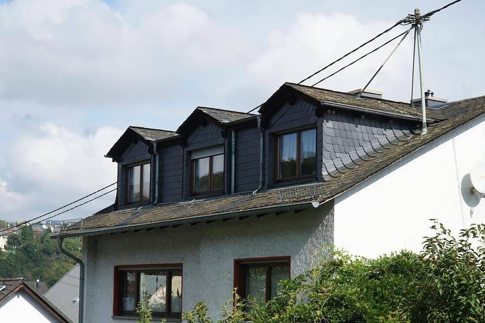 Ganze Wohnung, Ferienwohnung Zweiburgenblick in Runkel, Lahntal