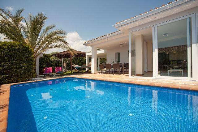 Casa rural para 8 personas, con terraza además de vistas y piscina en La Nucía - 2