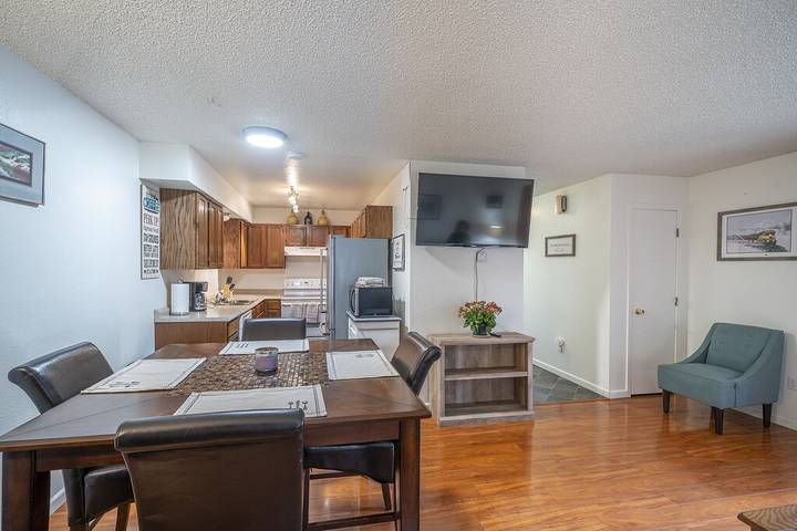 Maison de vacances pour 6 personnes, avec terrasse et jardin dans Alaska