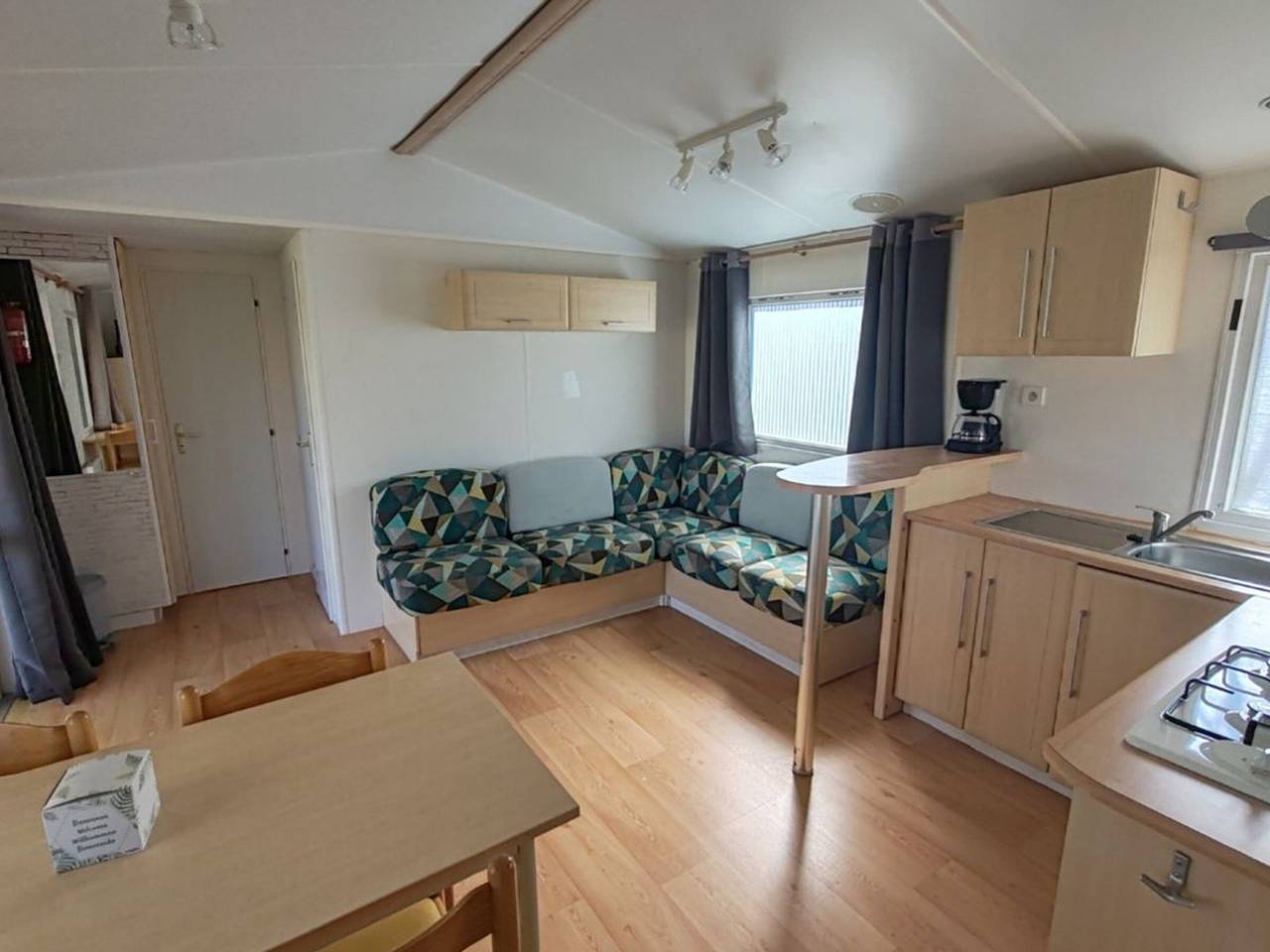 Mobil-home 4 pers. avec terrasse à Notre-Dame-de-Monts in Notre-Dame-de-Monts, Vendée