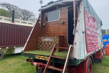 Mobile Home for 2 People in Plymouth, South West England, Photo 2