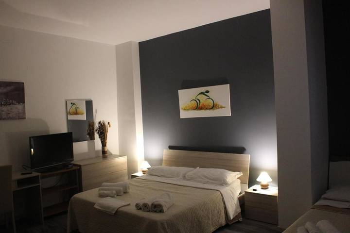 Chambre d’hôte pour 3 personnes, avec balcon et vue à Lecce - 2
