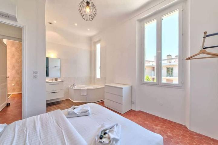 Location de vacances pour 10 personnes, avec terrasse dans Port Gallice - 2