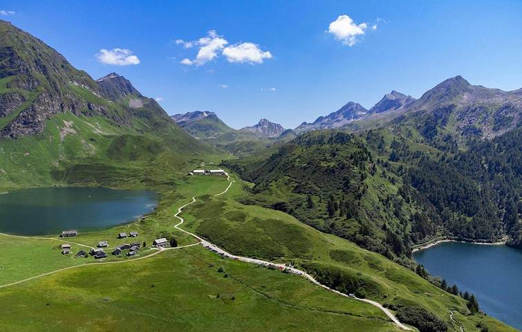 Bungalow für 2 Personen, mit Terrasse und Garten sowie Ausblick im Ticino