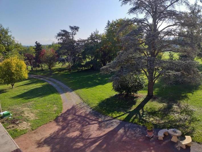 Location de vacances pour 2 personnes, avec jardin et piscine, adapté aux familles à Ouches - 4