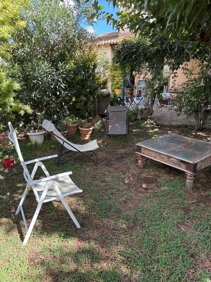 Chambre d’hôte pour 2 personnes, avec jardin dans l' Hérault