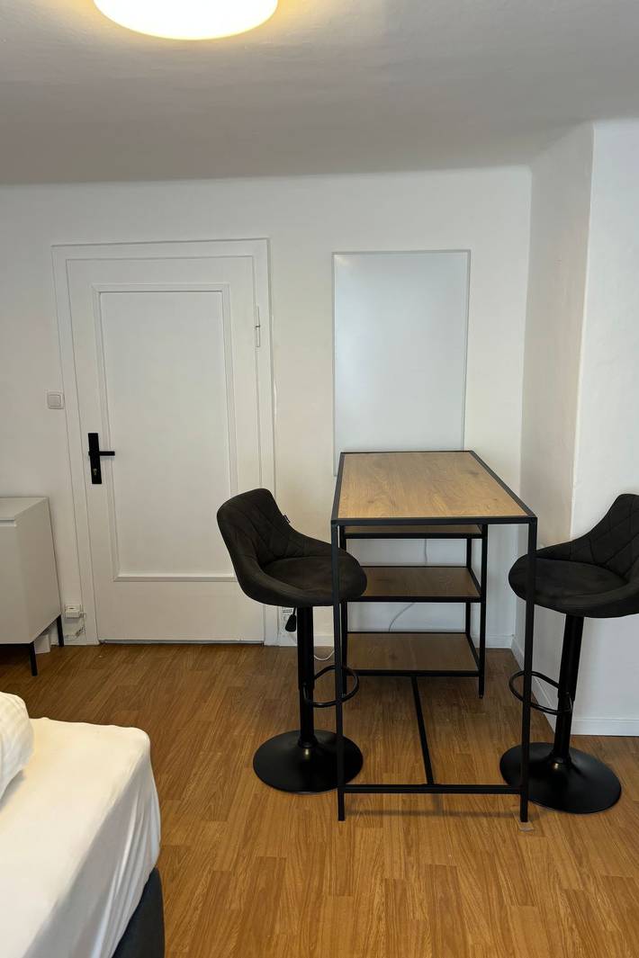 Ganze Wohnung, Studio in zentraler Lage - nur wenige Minuten zum See und Stadt in Gmunden, Bezirk Gmunden