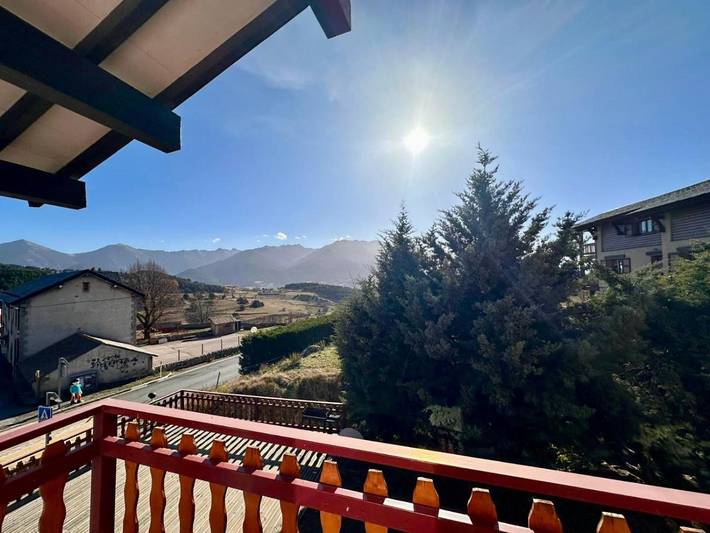 Gîte pour 18 personnes, avec sauna ainsi que vue et jardin à La Llagonne - 3