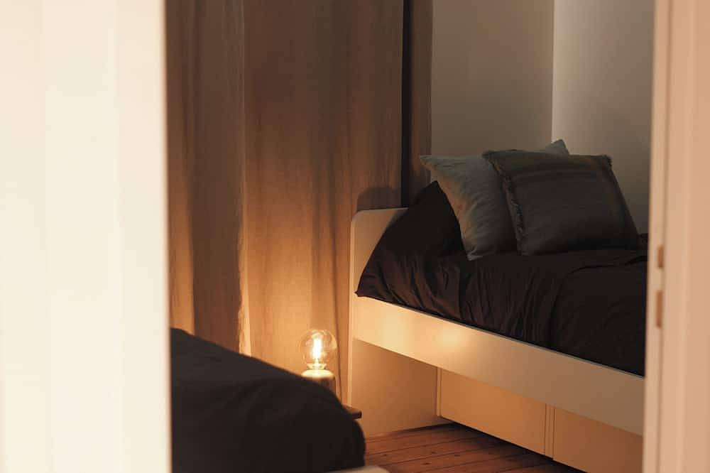 Seaside fishing house, 70 m from the beach - sleeps 10 - Brittany in Saint-Jacut-de-la-Mer, Dinan region