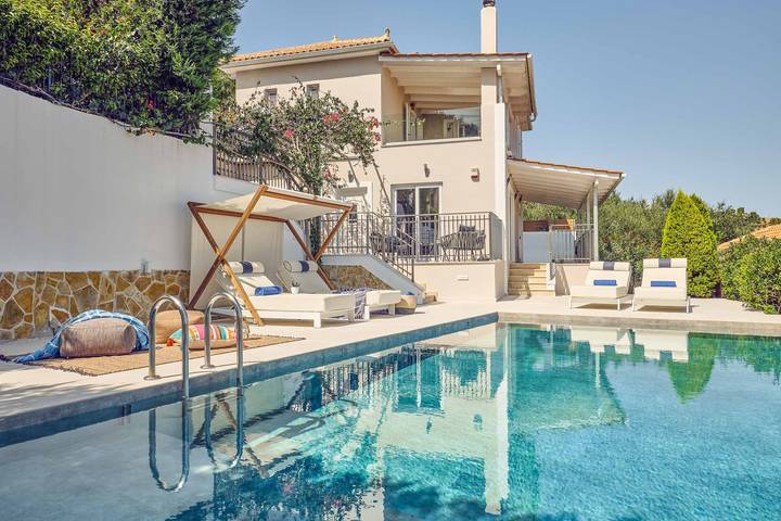 Villa for 7 people, with Balcony and Terrace in Laganas
