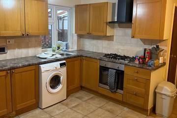 Holiday Apartment for 4 People in Hounslow, London, Photo 4