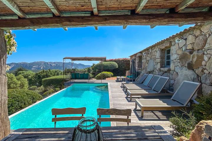 Villa pour 6 personnes, avec piscine ainsi que jardin et terrasse, animaux acceptés à Porto-Vecchio - 3