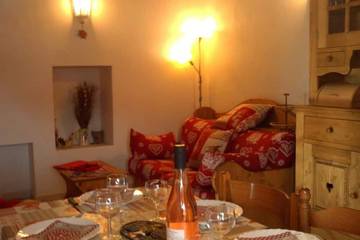 Chalet pour 5 personnes, avec jardin en Savoie