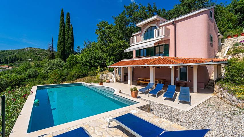 Villa con piscina per 8 persone, con giardino e terrazza a Grad Dubrovnik